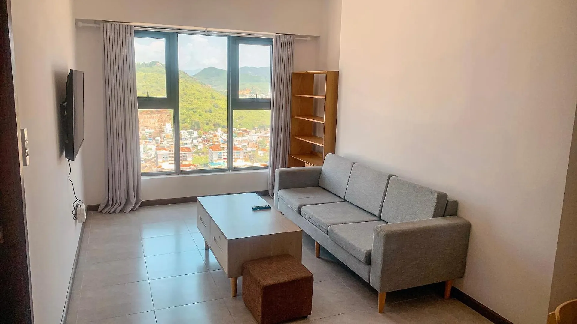 Strand Apartment Nha Trang