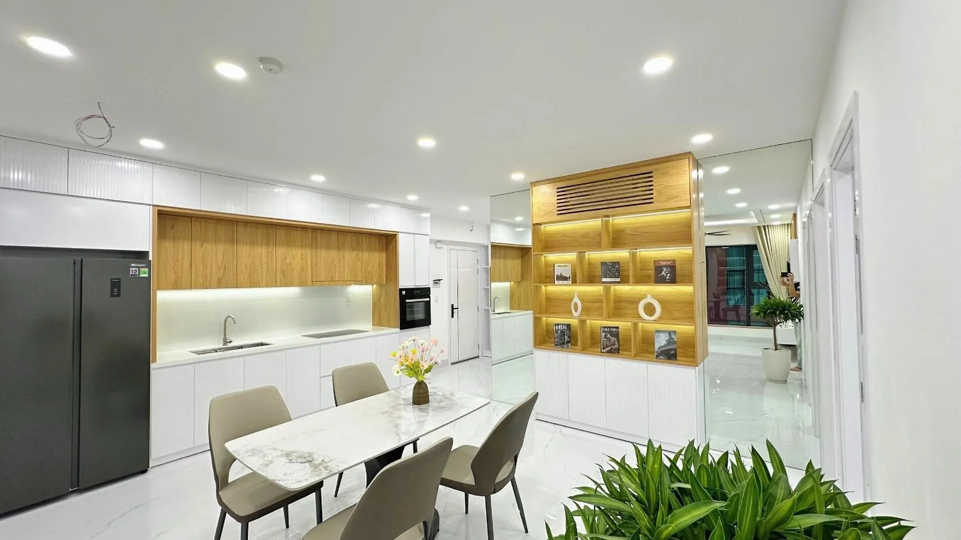 Strand Apartment Nha Trang