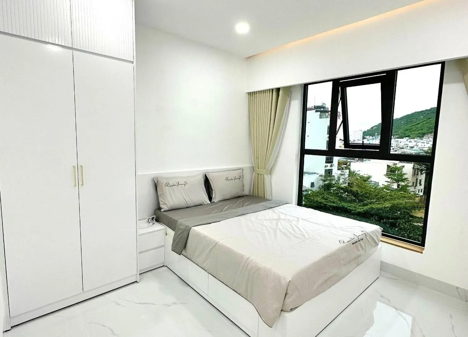 Strand Apartment Nha Trang Vietnam
