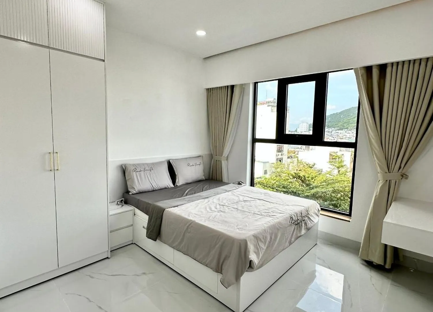 Strand Apartment Nha Trang Vietnam